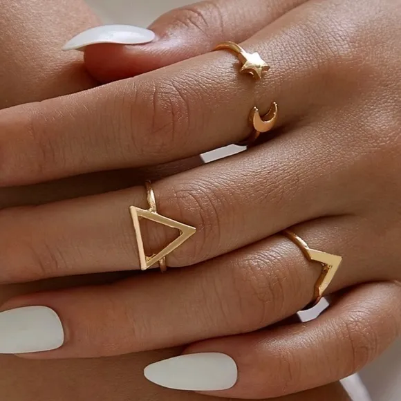 3/$30 💛 3pcs Dainty Ring Gold - Image 2