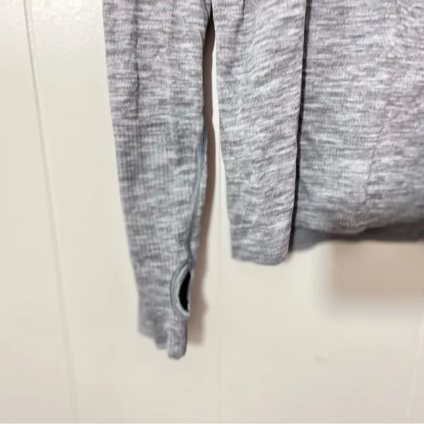 Lululemon Swiftly Tech Long Sleeve Shirt Gray Size 4 Running Athletic - Image 2