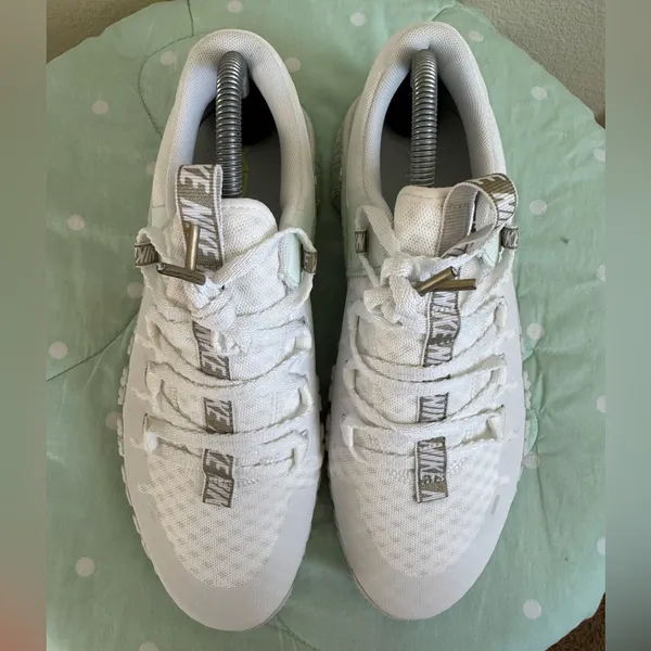 NWT Nike Free Metcon 5 Premium Women’s size 9 - Image 7