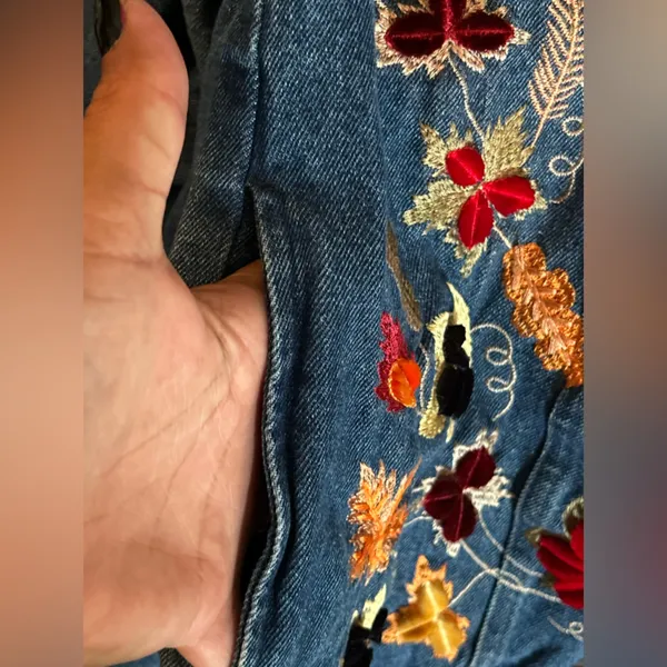 TANTRUMS Denim Embroidered Jacket 100% Cotton Size XXL. - Image 4