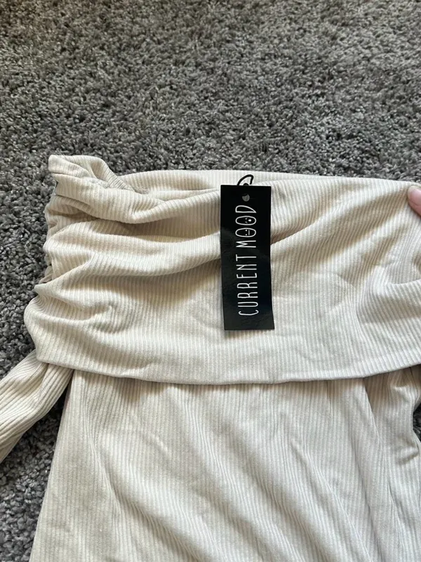 Dolls Kill Off-Shoulder Ribbed Top in Cream - Image 6