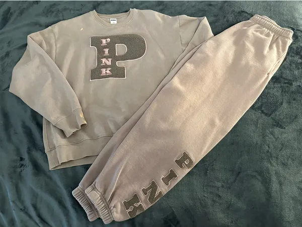 PINK Victoria's Secret Brown Sweatsuit - Image 3