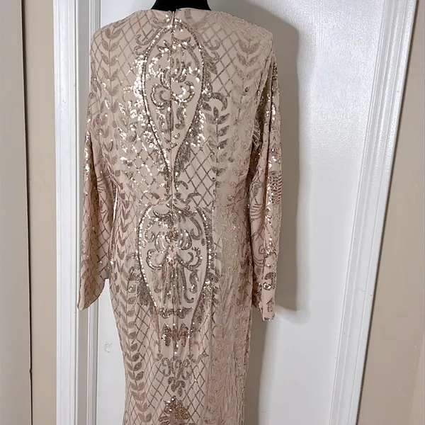 Formal sequence Dress v square Neck long Sleeve Mermaid Evening Gown Size 1X. - Image 7