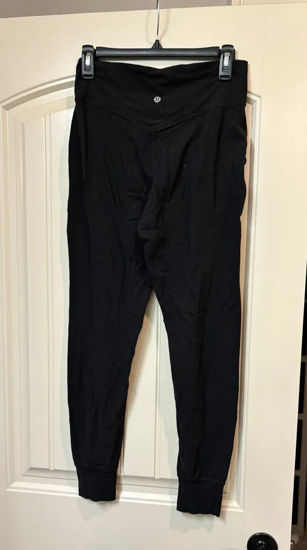 Lululemon align Black joggers - Image 2