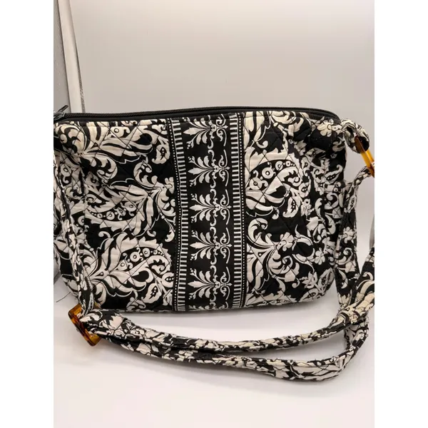 Tanyalee‎ Design Shoulder Bag Womens Medium Black White Quilted Damask Paisley - Image 2