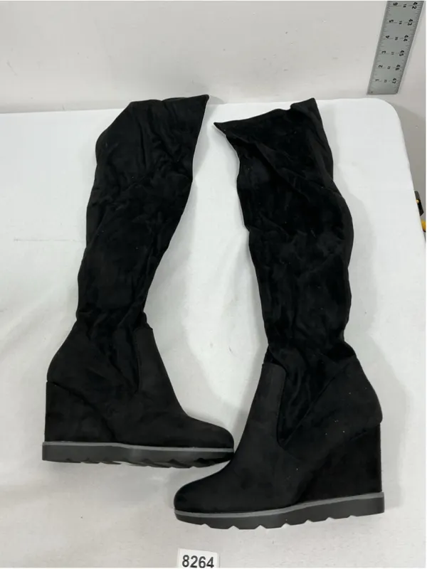 Womans New Betani Diana Otk Wedge Boots Size 7.5 Black - Image 3
