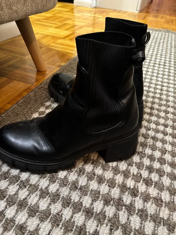 Steve Madden Chelsea boots - Image 3