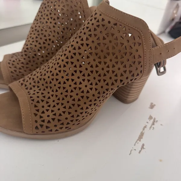 Tan and brown sandals #tan #brown - Image 2
