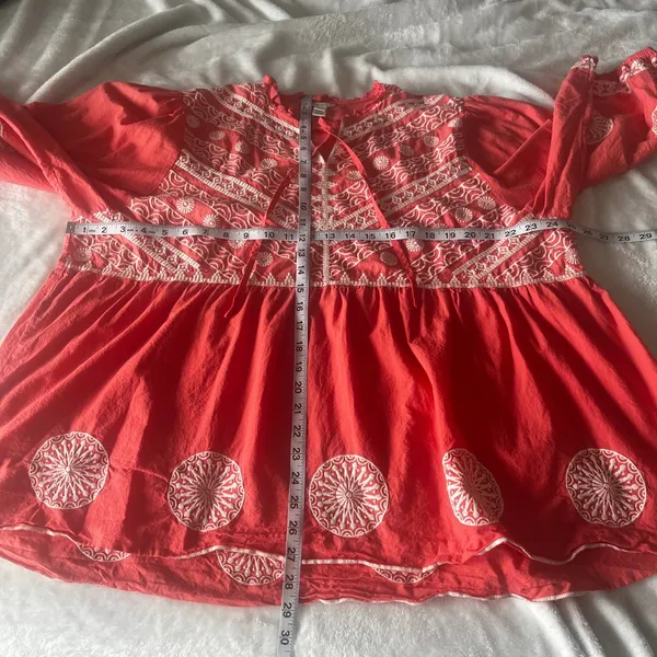 Women's‎ Cato Red Embroidered Blouse 22/24W - Image 6
