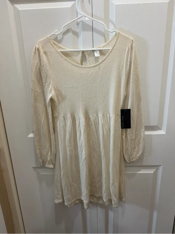 Alice + Olivia Cream Eyelet Babydoll Mini Dress Small NWT - Image 2