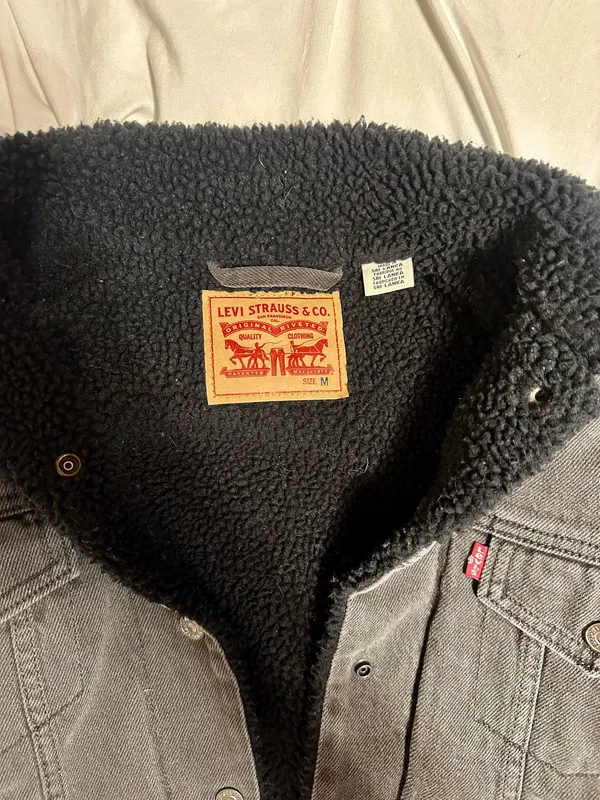 Levi’s Denim Jacket Sherpa Lined - Image 3