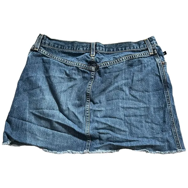 Abercrombie & Fitch Y2K Cotton Medium/Dark Wash Denim Mini Skirt Size 8 - Image 2