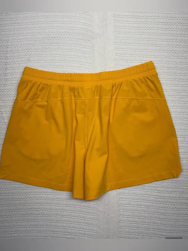 Fabletics Women's The One Shorts feature a 3-inch inseam and an adjustable draws - Image 4