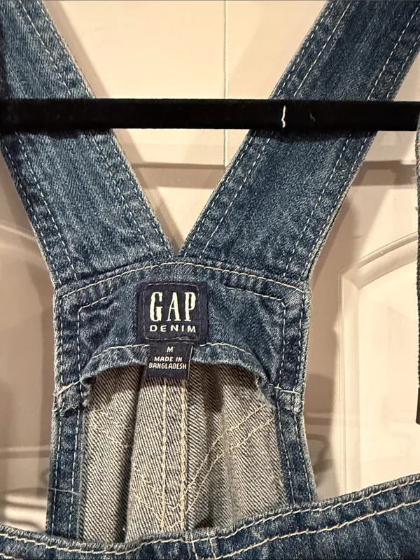 GAP Women's Denim Overall Jumpsuit in Medium Blue NWT - Image 6