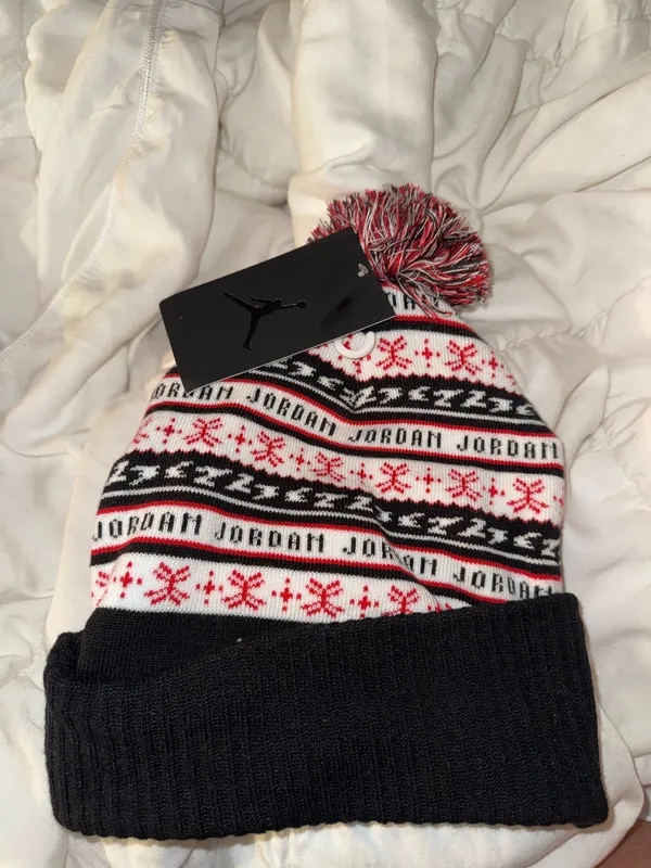 Adult unisex Air Jordan beanie hat NEW - Image 2