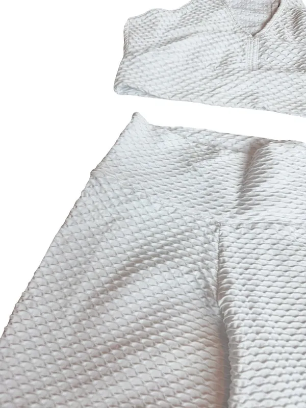 Booty by Brabants White Two Piece Workout Set Crop Top Shorts One Size Curvy - Image 6