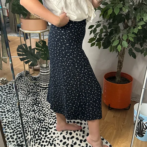 John Galt Dainty Floral Maura A-Line Midi Skirt Navy - Image 4