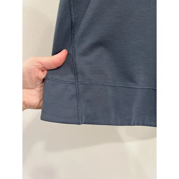 Lululemon Athletic Tech Tee Shirt Blue Gray Crew Neck Activewear Size‎ 6/8 - Image 3