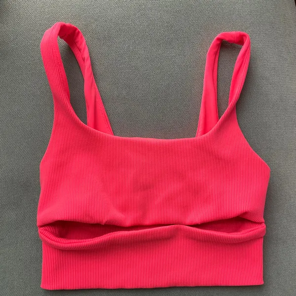 Alo Yoga Slit Bra Fluorescent Pink Coral XS - Image 2