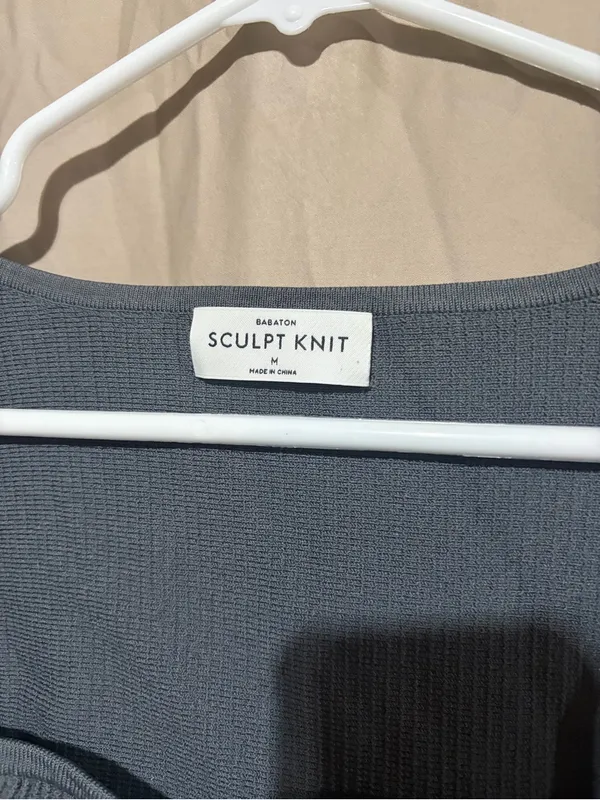 Babaton sculpt knit long sleeve - Image 2