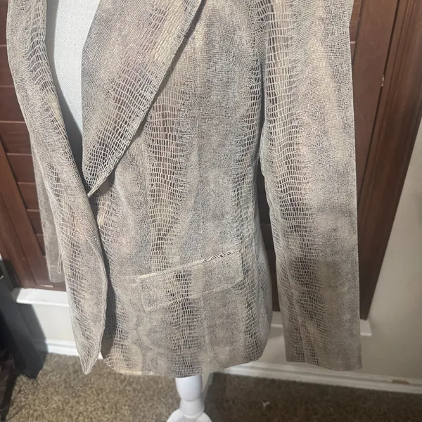 Focus Lifestyle Beige Snakeskin Blazer suit jacket career office‎ sz 4 neutral - Image 2