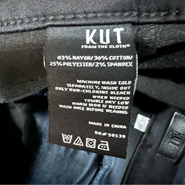 Kut From the Kloth Ana‎ High Rise Flare Pintuck Front Seam Black Denim Jeans - Image 10