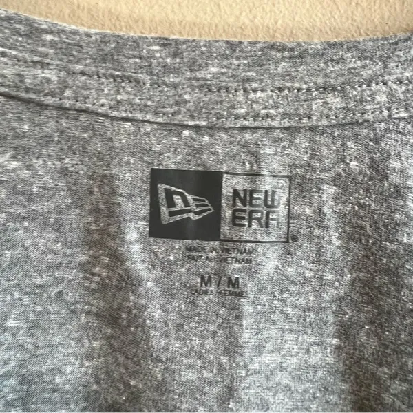✨ New‎ Era Women’s Truman State University Black Gray Top Medium - Image 5