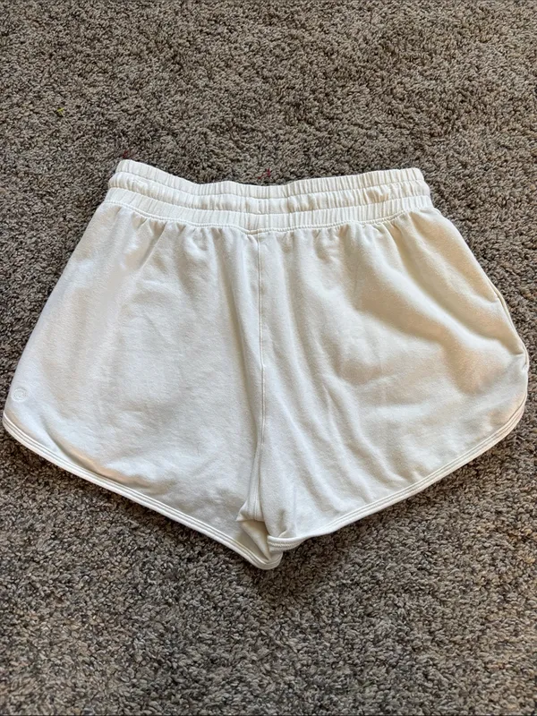 CRZ YOGA Shorts size XS - Image 2