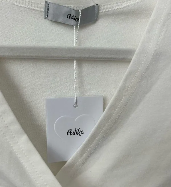 Adika Adults white crossover top with tags, size S - Image 2