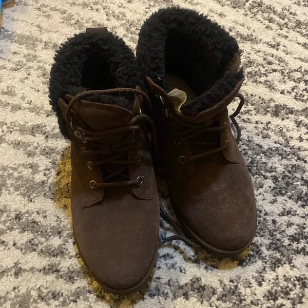 UGG Romely Heirtage Boot size US 7 - Image 6