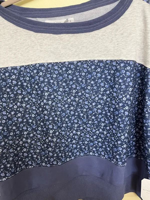 NEW Altar’d State Blue Floral Pullover Sweatshirt Size XL NWT - Image 4