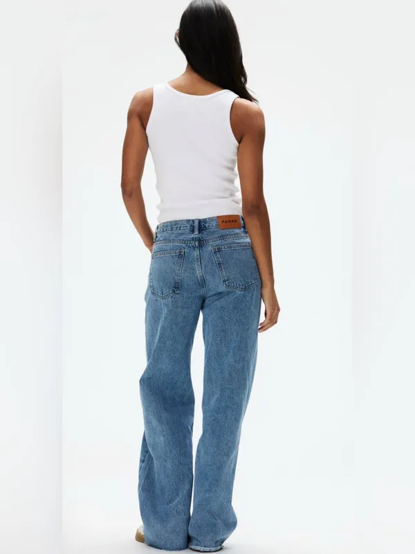 Parke Low Rise Baggy Jeans in Vintage Wash - Image 3