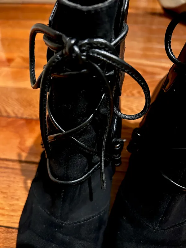 Nine West VTG Y2K Black suede/leather pointed toe with lace Ankle boots 7M - Image 11
