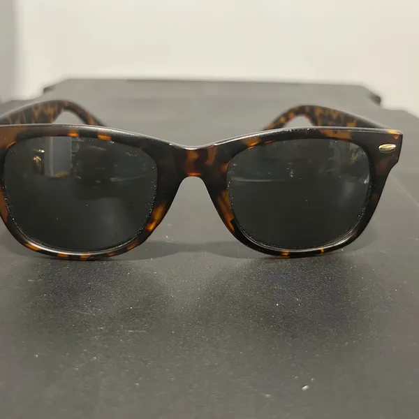Tortoise Shell Sunglasses Brown - Image 7