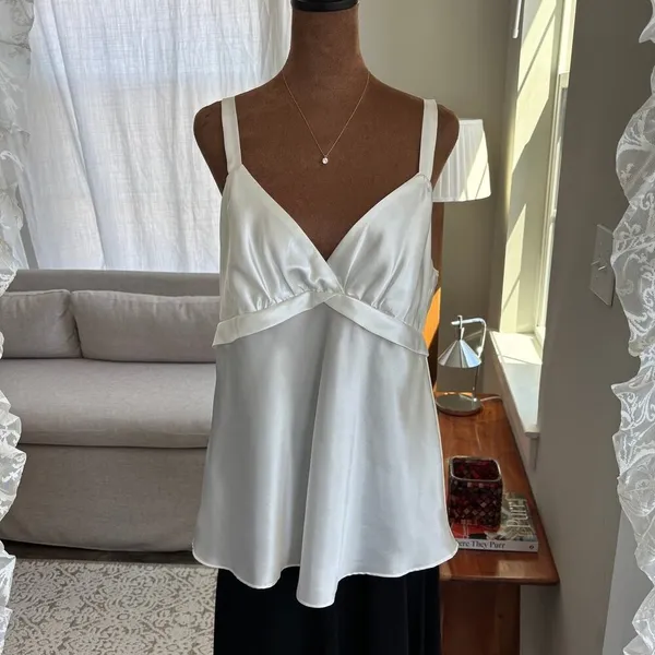 Flora by Flora Nikrooz White Satin Blouse Slinky Sleepwear Tank Top Summer‎ XL - Image 5