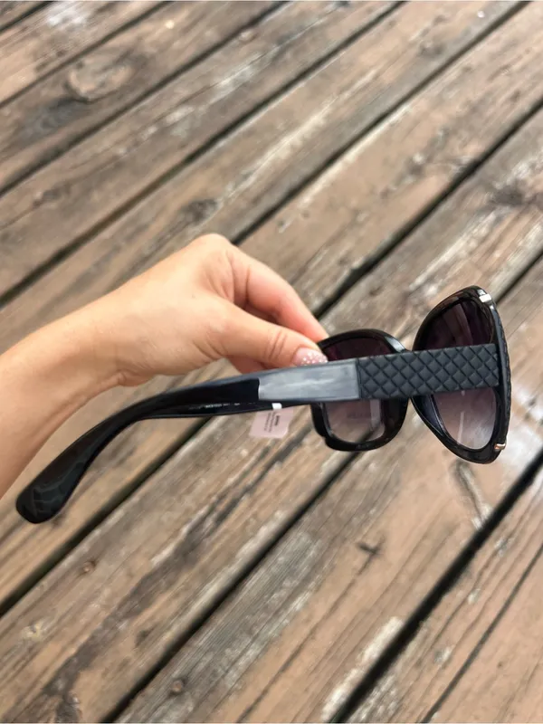 Anne Klein 100% UV protection women sunglasses - Image 2