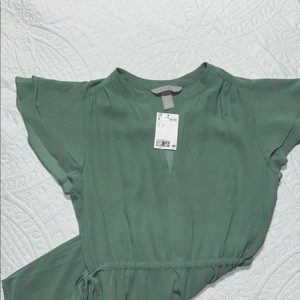H&M Elegant Green Dress - Image 3