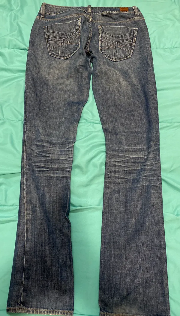 American Eagle Straight Leg Jeans - Image 2