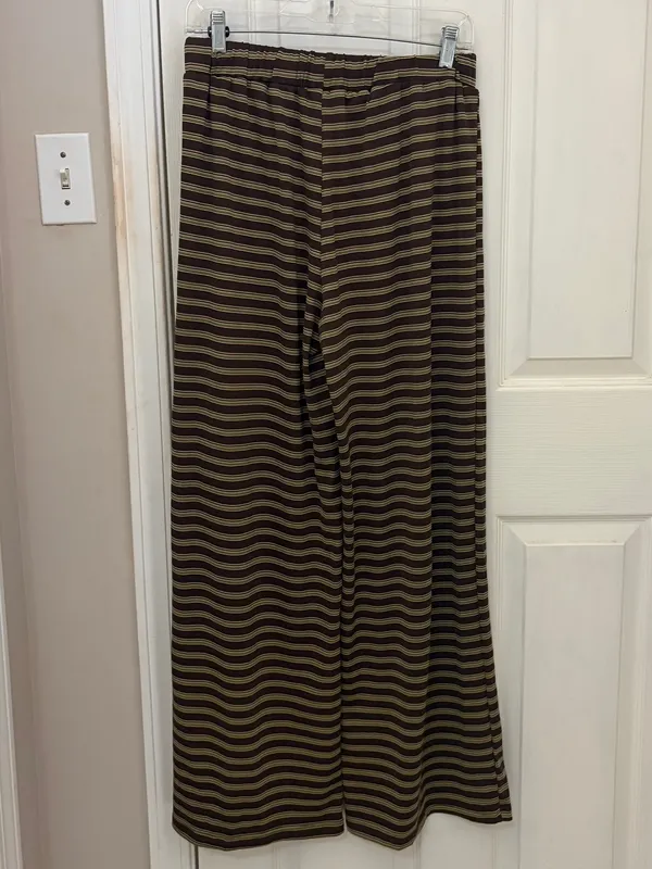 NWOT DolceAmara Striped Wide Leg Pant and Cardigan Set in Brown - Image 10