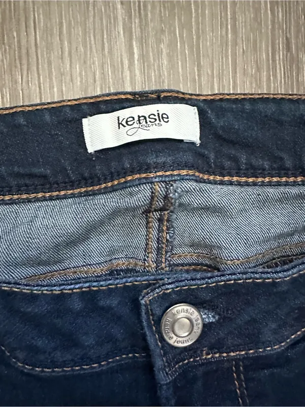 Kensie Women's Dark Blue Boot Cut Jeans - Image 4