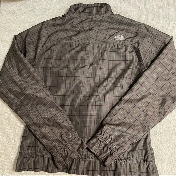 The North Face Women’s Windbreaker - Image 6