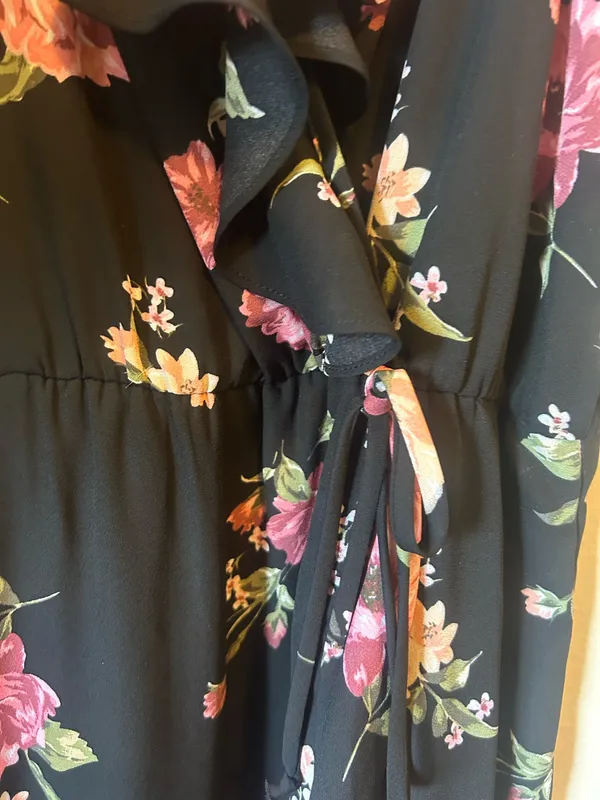 Socialite Black Floral Long Dress - Image 3