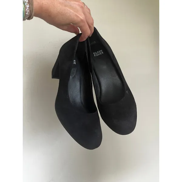 Eileen Fisher Black Suede Pumps 7.5 Block Heel Minimalist Office Chic Timeless - Image 2