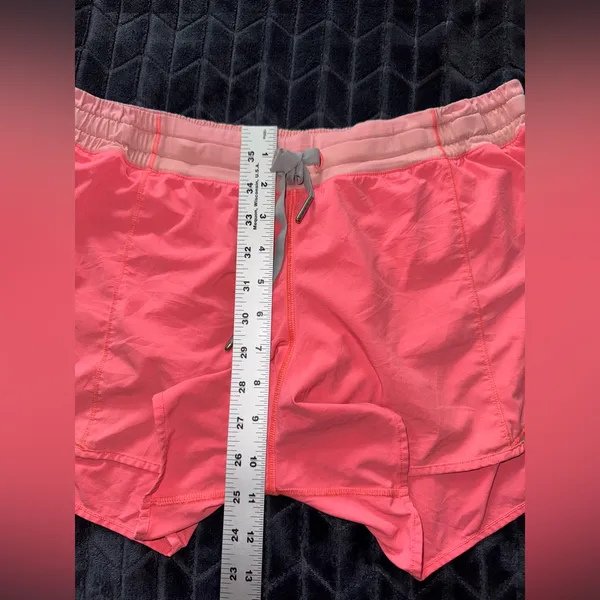 LULULEMON Hotty Hot Runnig Shorts Mesh Trim Vibrant Pastel Pink/Orange‎ Size 10 - Image 7