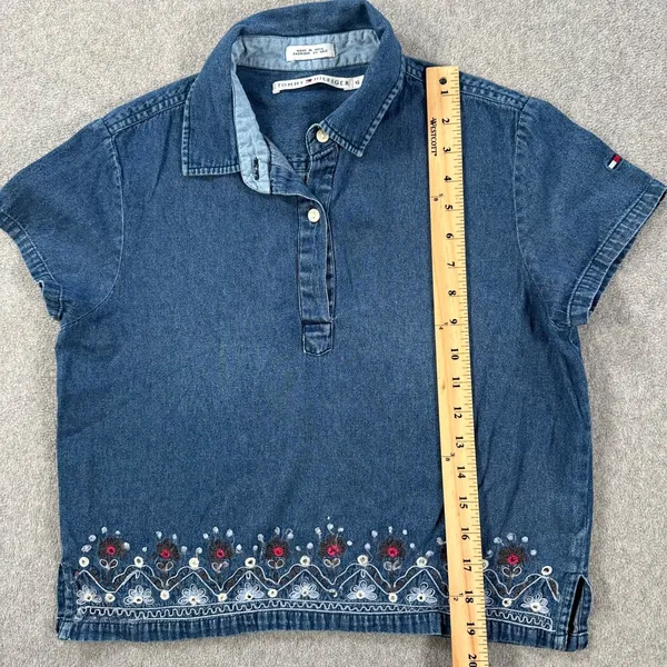 Tommy Hilfiger Women's 10 Floral Embroidered Blue Jean Denim Blouse Short Sleeve - Image 6