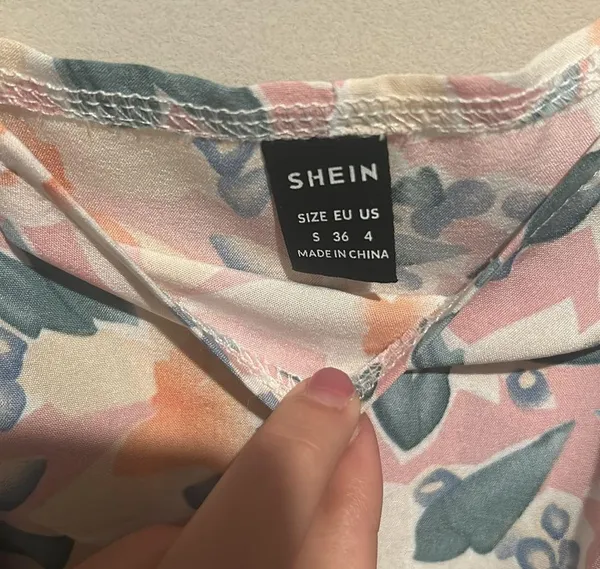 SheIn Floral Mini Dress - Image 4