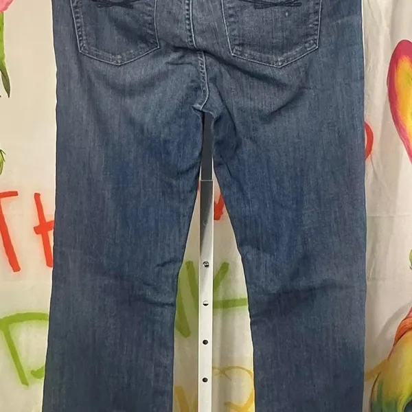 J46. Gap blue bootcut jeans Size 31" - Image 3