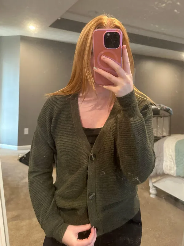 Green Cardigan - Image 5