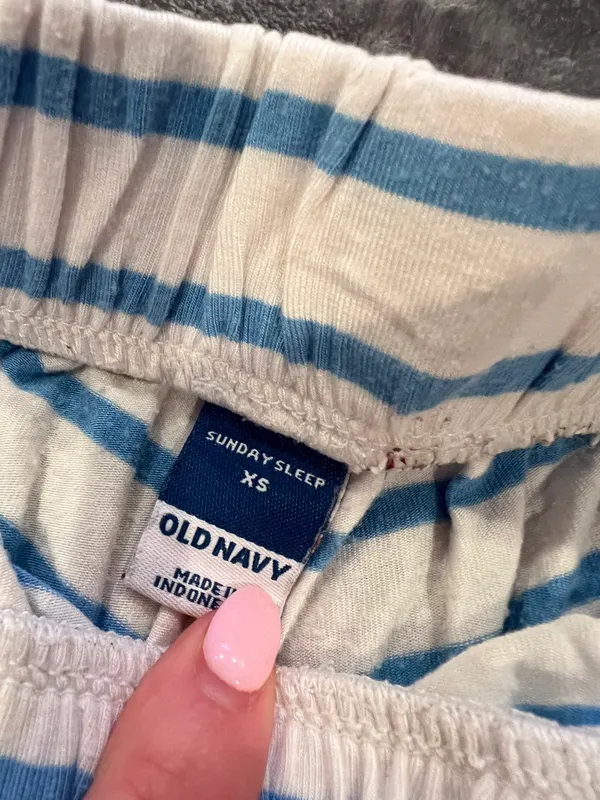 Old Navy Pajama Shorts - Image 3