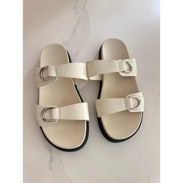 ABERCROMBIE & FITCH Double-Strap Hardware Sandals in Cream Size 8 - Image 4